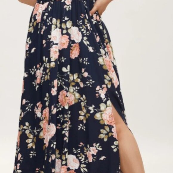 Bloom Dress - Flutter Sleeve Ditsy Floral Pocket Split Maxi Dress - Picture 5 of 5